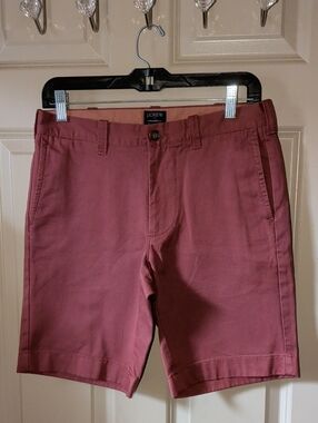 J.Crew Men's Broken-In Chino Shorts in Nantucket Red